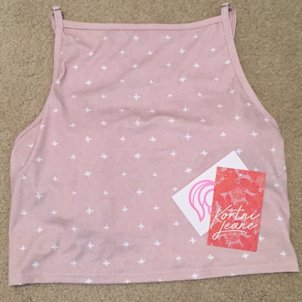 BNWT KJ Plus+ Squared Up Top, size Medium